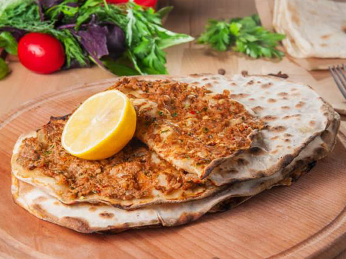 Ламаджо с бараниной